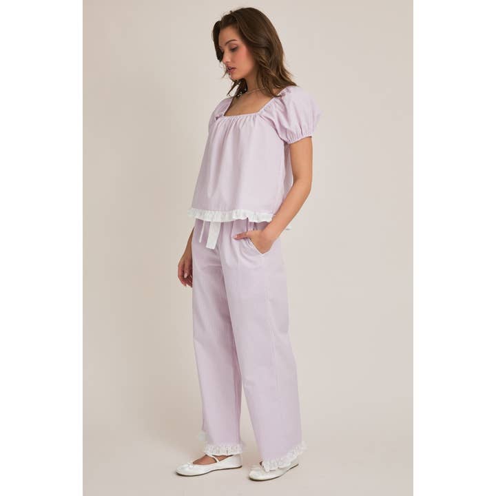 RISCA LAVANDA-BRANCA Top de Pijama com Manga Curta Bufante e Bainha com Folho e Calça de Pijama para venda a revendedores na Faire3