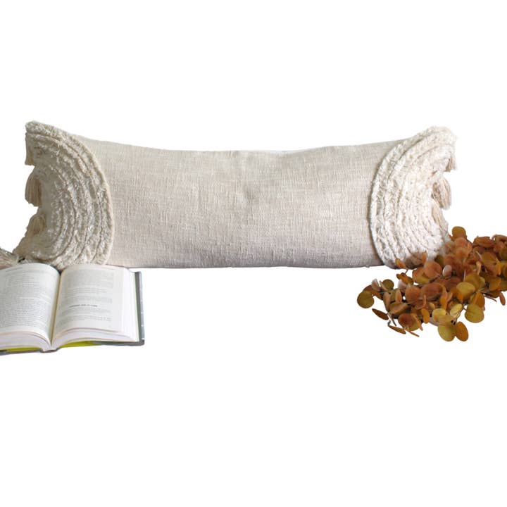 Almohada lumbar larga, color marfil capitoné para venta al por mayor de Kozify Decor Inc