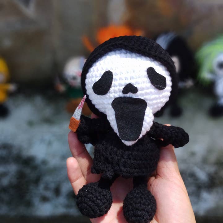 Anh2 LTD - Venta al por mayor Peluche - Niños y bebés - Muñeca de Halloween a ganchillo, Muñeca Amigurumi, Jason a ganchillo, Freddy