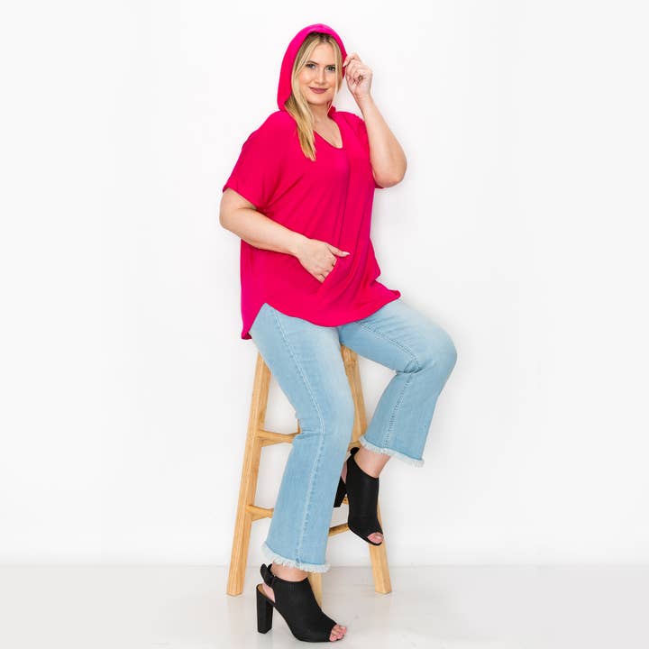 FELPA CON CAPPUCCIO CURVA CON TASCA A MARSUPIO IN RAYON - ROSA ACCESO per la vendita all'ingrosso da parte di Coin 1804