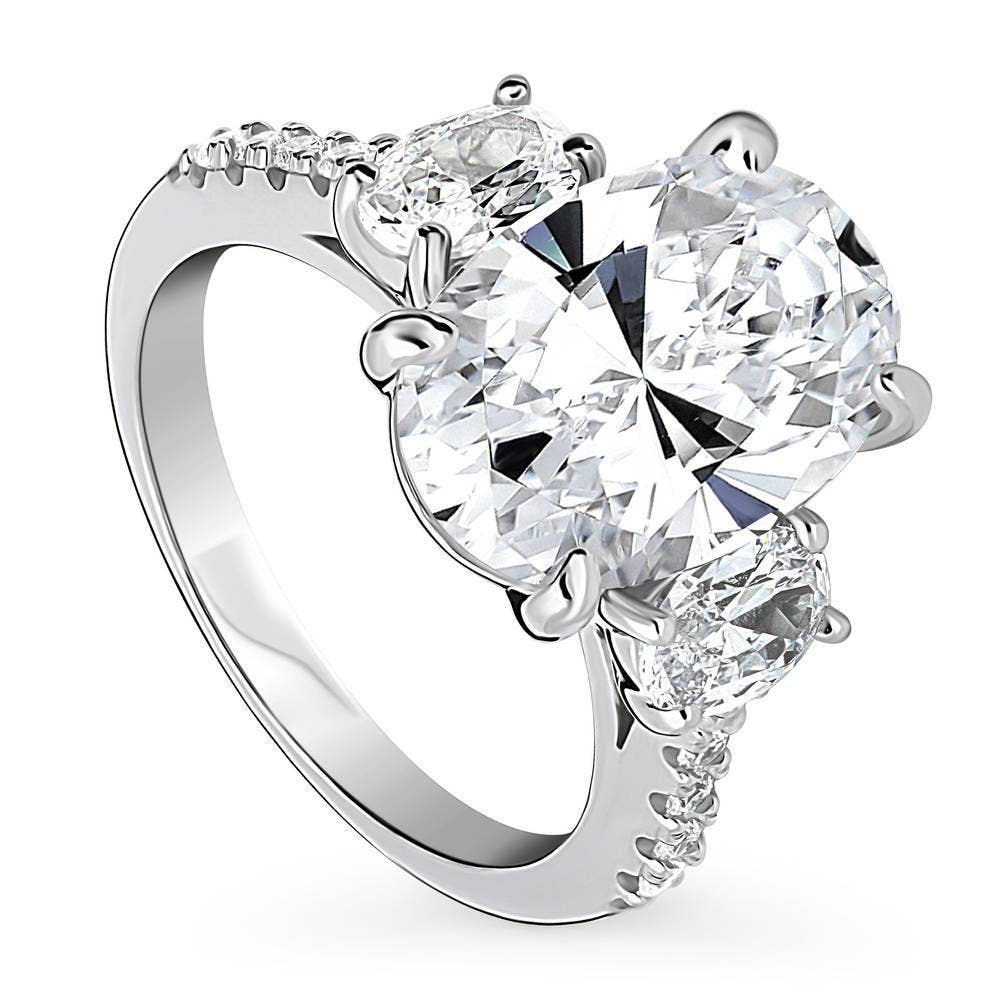 BERRICLE - Vendita all'ingrosso Anelli di fidanzamento - Anello di fidanzamento con zirconi cubici taglio ovale a 3 pietre in argento sterling BERRICLE0