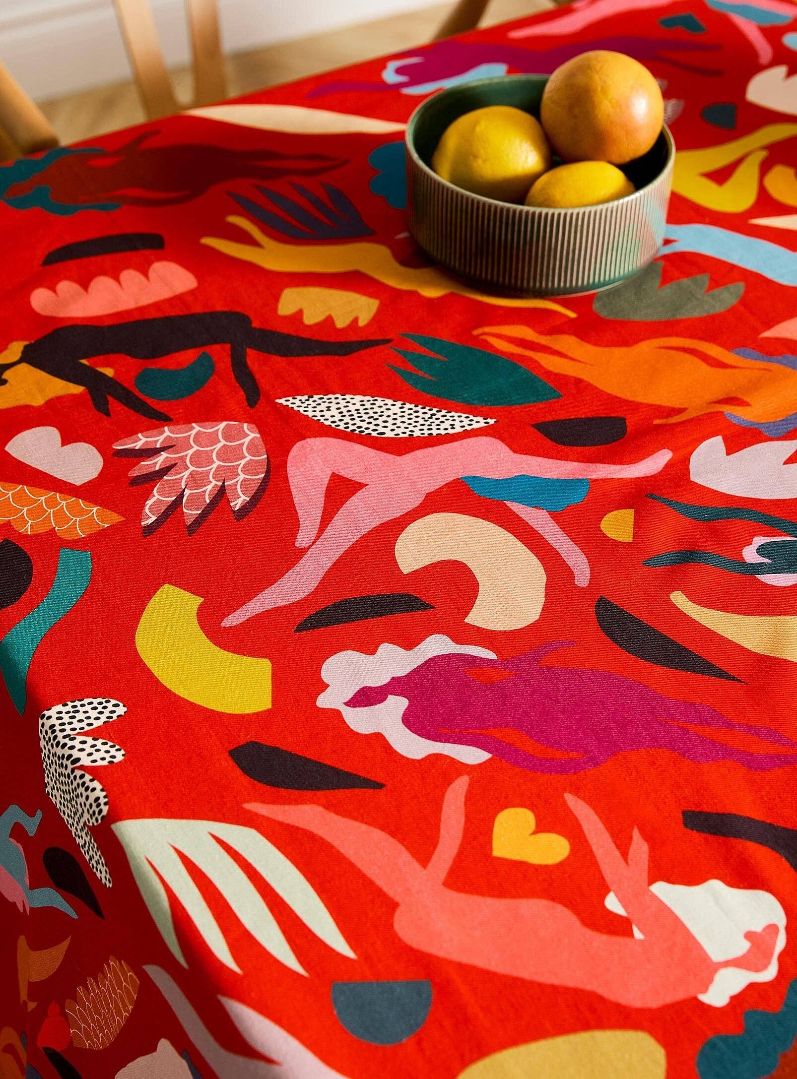 Dora Nola - Vendita all'ingrosso Tovaglie - Tovaglia All the Way con pompon3