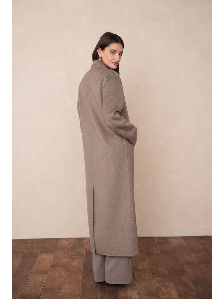Attentif Paris - Wholesale Coat - Women's - Extra-long oversized hand-sewn wool blend coat39