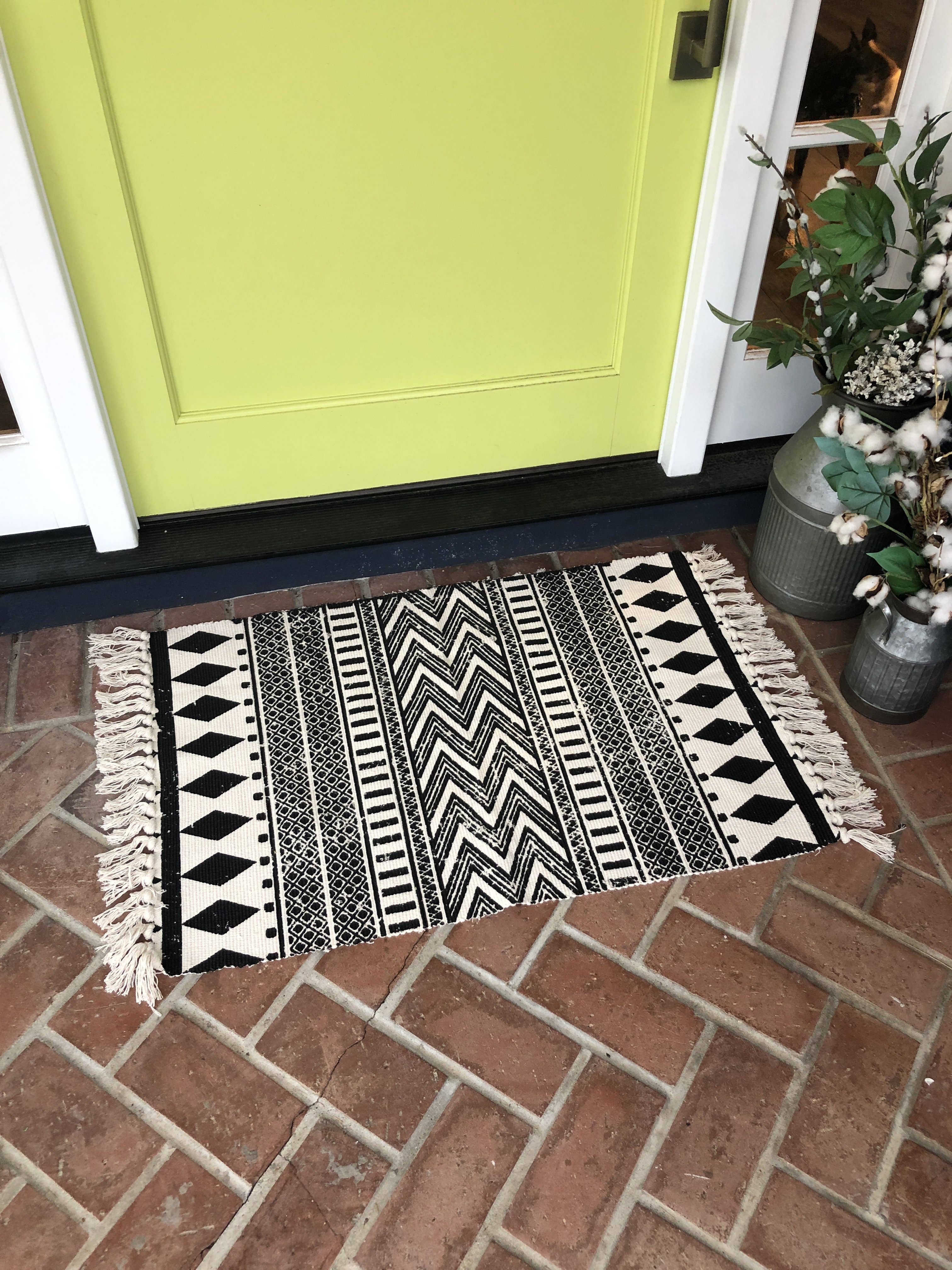 Nickel Designs Doormats - Vente Tapis - Tapis d'entrée aztèque à motif noir2