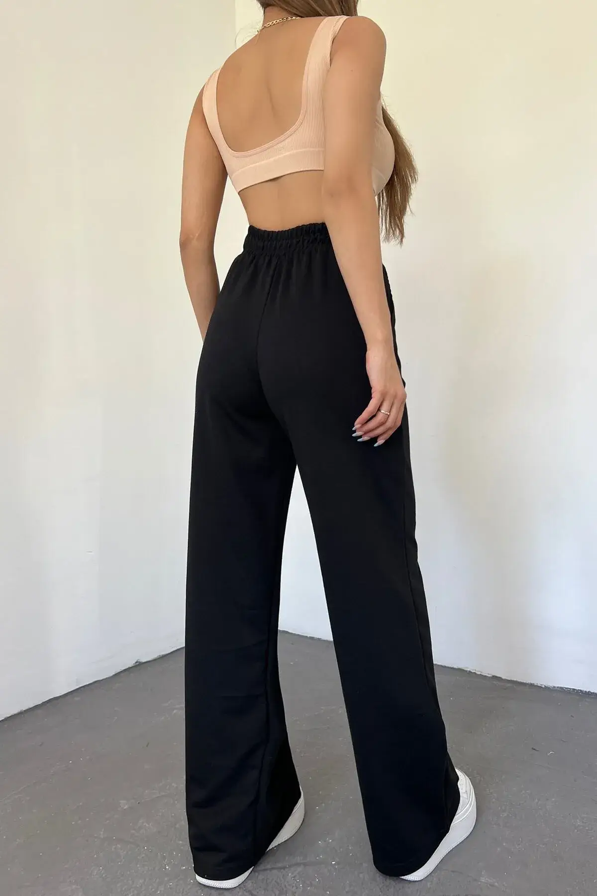 Meyran – wholesale Lounge Sweatpants/jogging bottoms – Women's – High-Waisted Wide-Leg Sweatpants – Ultimate Comfort & Style1