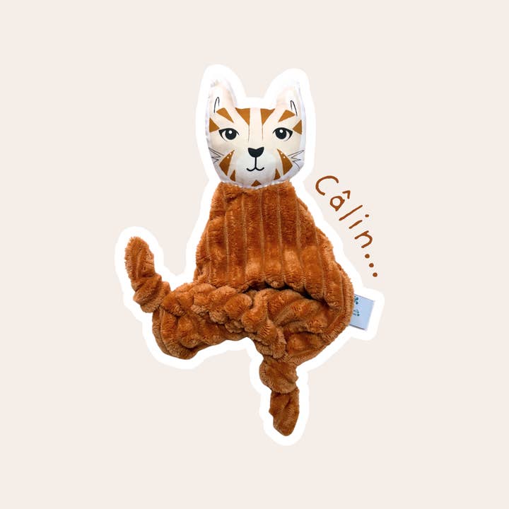 Doudou Kat i ensfarvet minky fløjl fløjl camel for engroshandel hos Carotte & Cie