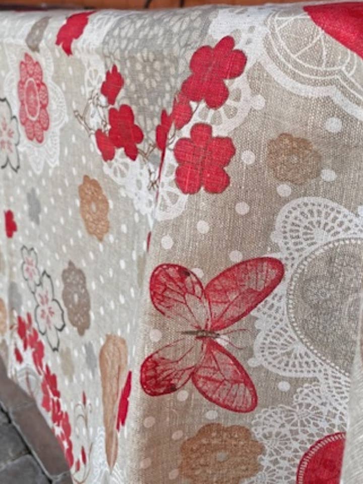 French Linen Tablecloth Flow for wholesale by La Maisonnette