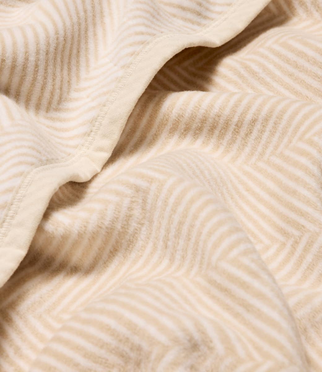 ChappyWrap - Wholesale Bedding Blanket - Harborview Herringbone Cream Blanket4