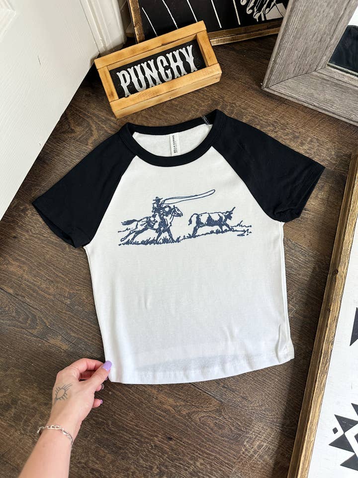 A T-shirt Roper Baby por atacado de Gunpowder and Glam Boutique