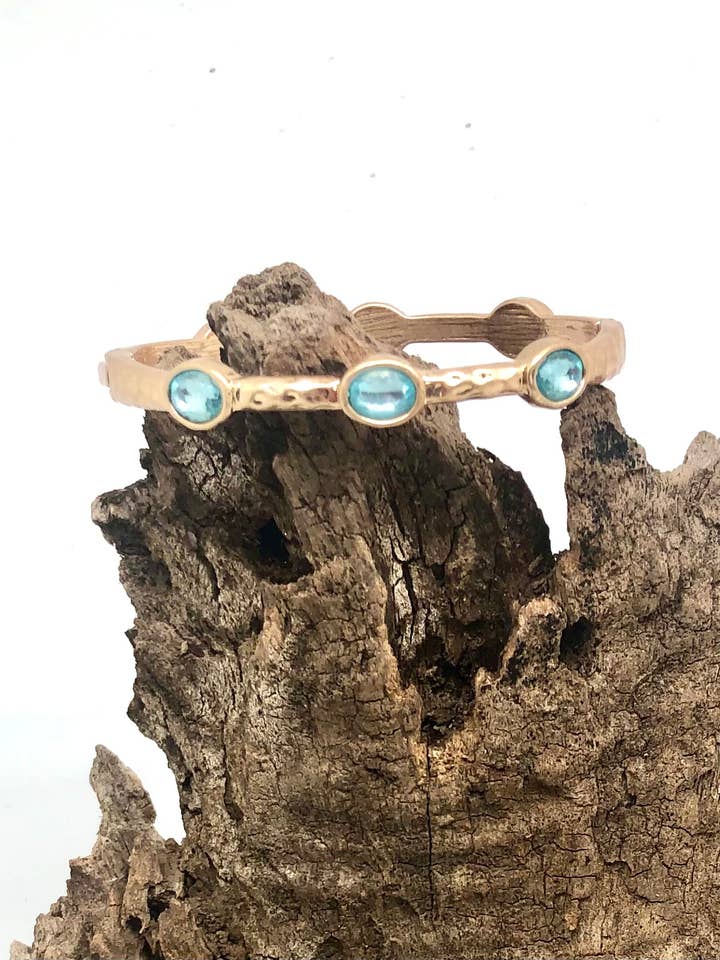 Bracelet 6 Oval Glass Blue Sky Matte Gold w/Safety HookClasp for wholesale by Rant & Rave Classic