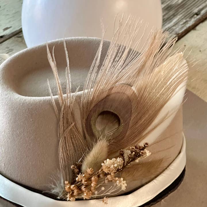 Palms Over Pines - Wholesale Hat Accessory - Women's - Floral & Feather Hat pin0