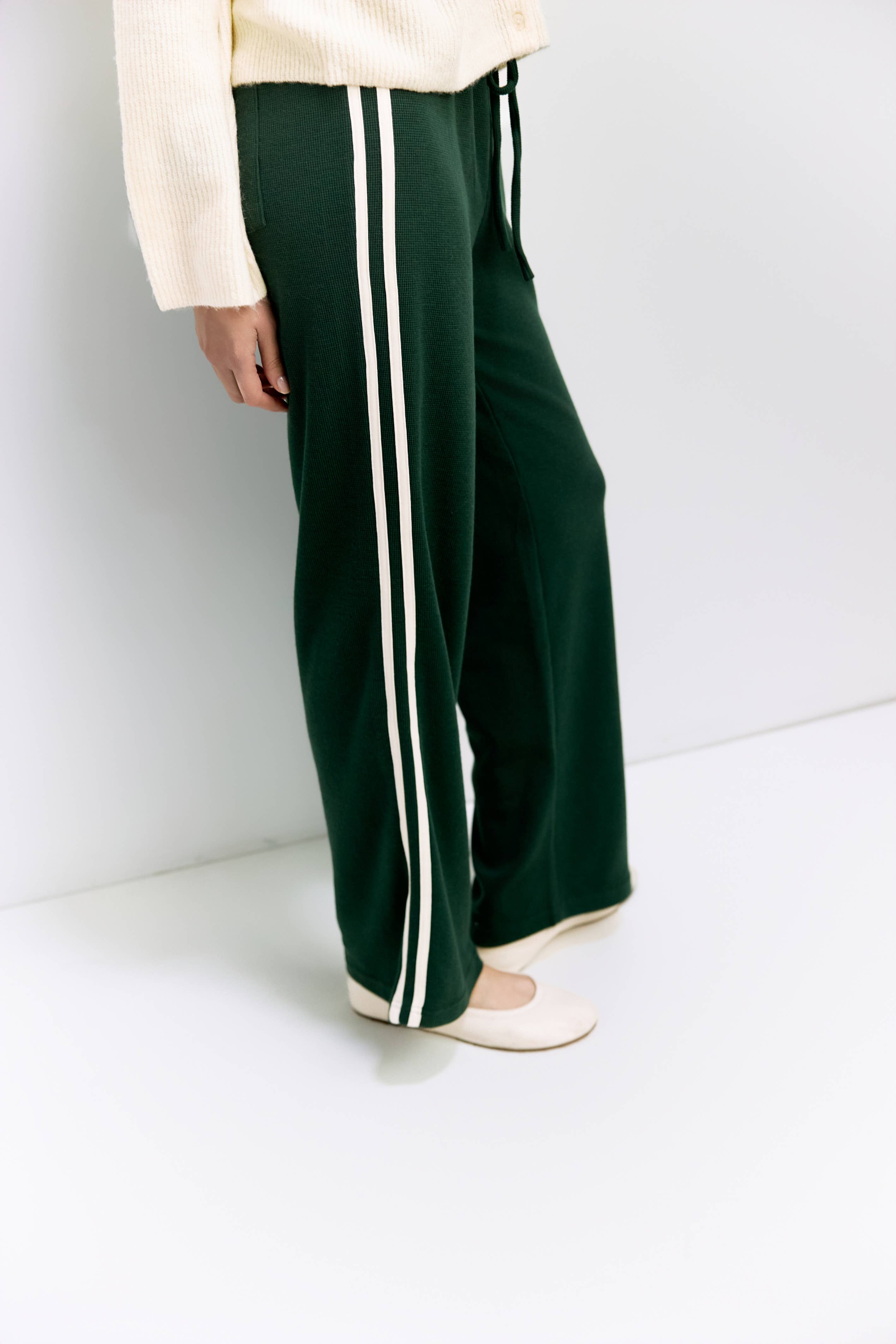 MOD REF - Wholesale Pants - Women's - The Enzo Pants | Women's Wide-Leg Thermal Sport Pants40