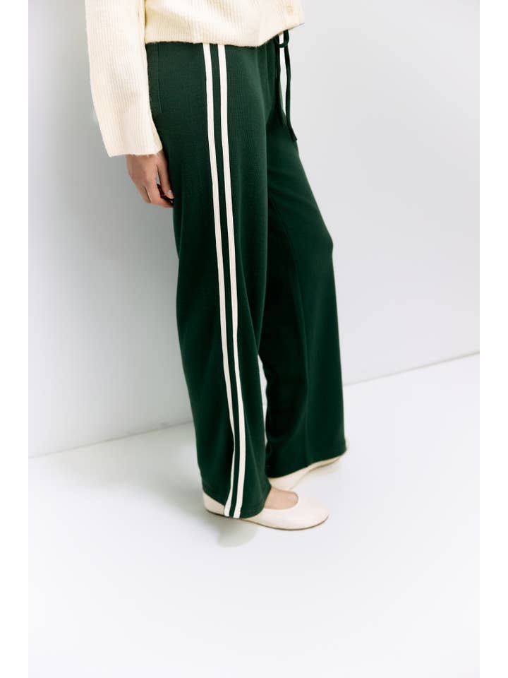 MOD REF - Wholesale Pants - Women's - The Enzo Pants | Women's Wide-Leg Thermal Sport Pants40