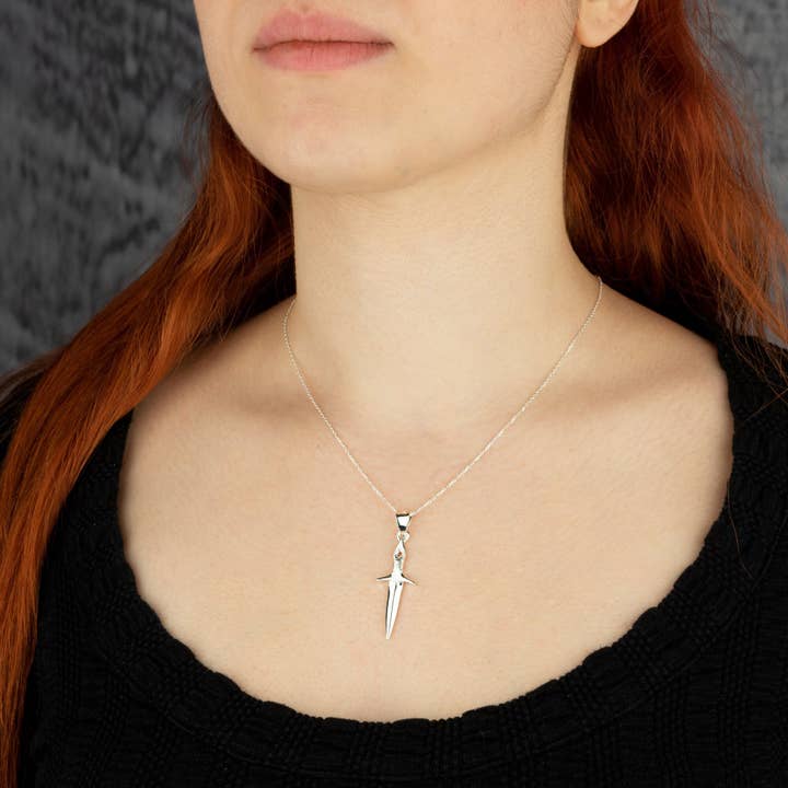 Collier Sword pour homme pour la vente par Gowa Design