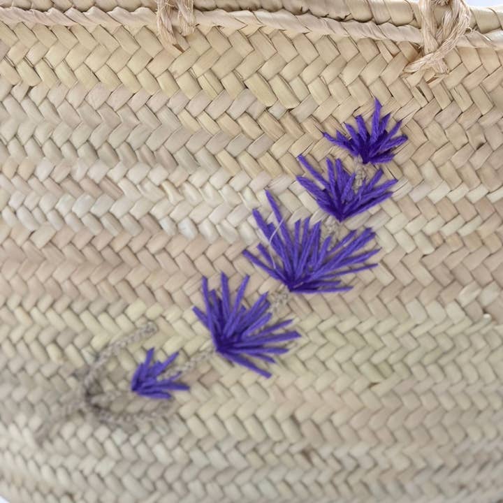 Gran Wholesale – Großhandel Strandtaschen – Marokkanische Strohtasche mit Lavendel-Stickerei3