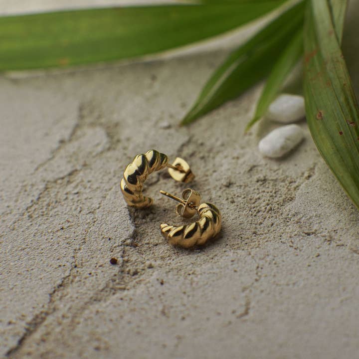 Faya & Co. - Wholesale Stud/post earrings - Lenka Twisted Gold Stud Earrings1