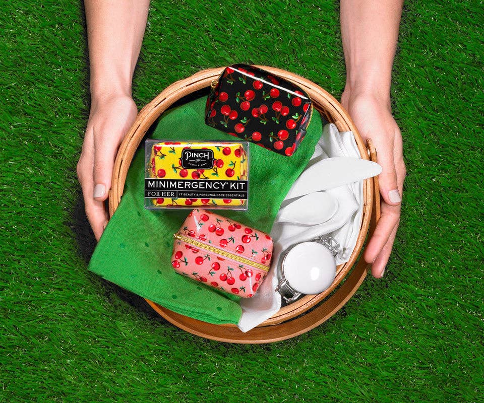 Pinch Provisions - Vente Pochette – femme - Kit de Minimurgence Très Cerise1