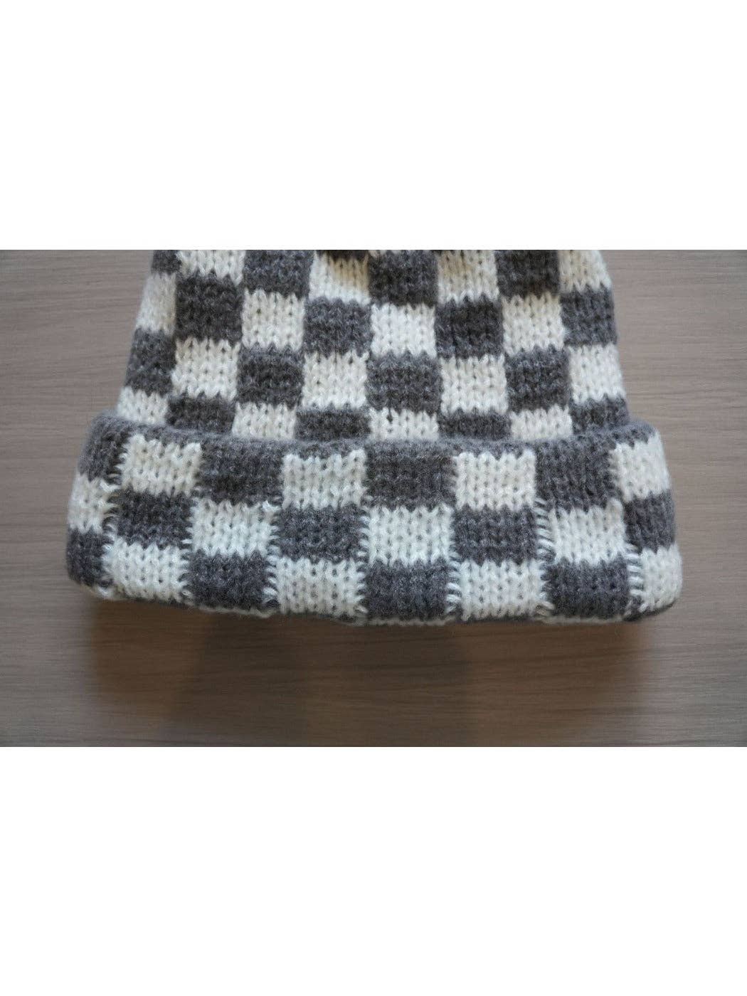 Funkyrel® Atzbranding Limited - Wholesale Beanie - Women's - Haila - Winter Checkered Knitted Beanie7