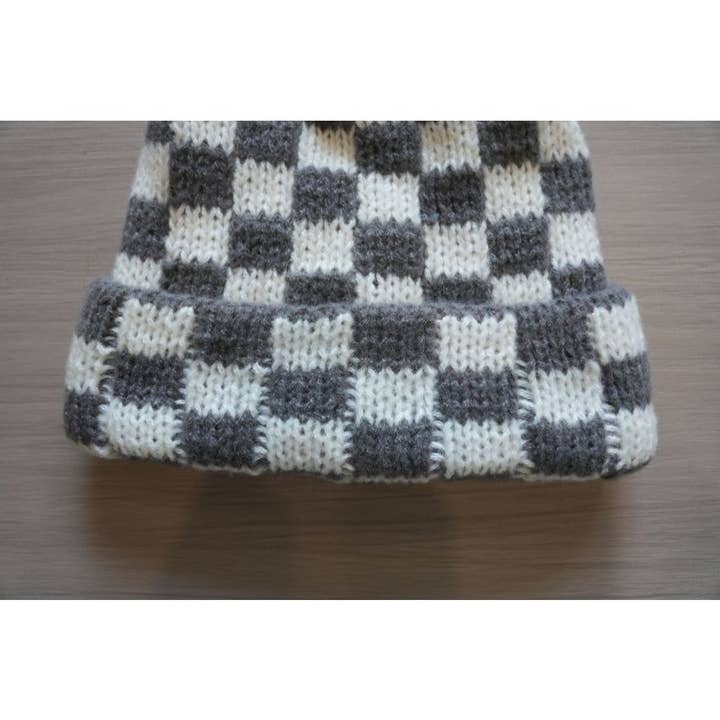 Funkyrel® Atzbranding Limited - Wholesale Beanie - Women's - Haila - Winter Checkered Knitted Beanie7