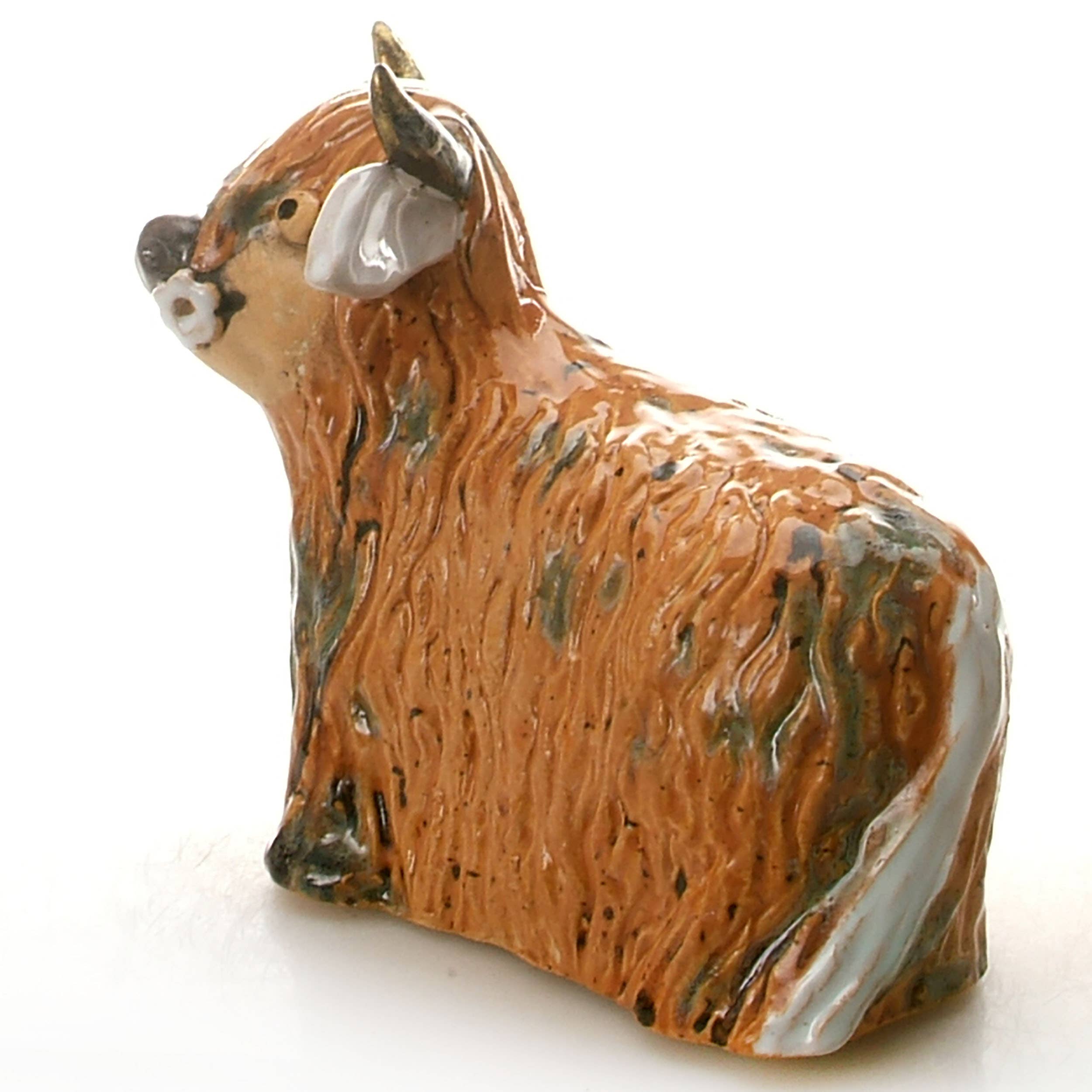 Enigma Supplies – wholesale Dekorativ statyett – Ko med blomma keramisk figur | Olika färger2