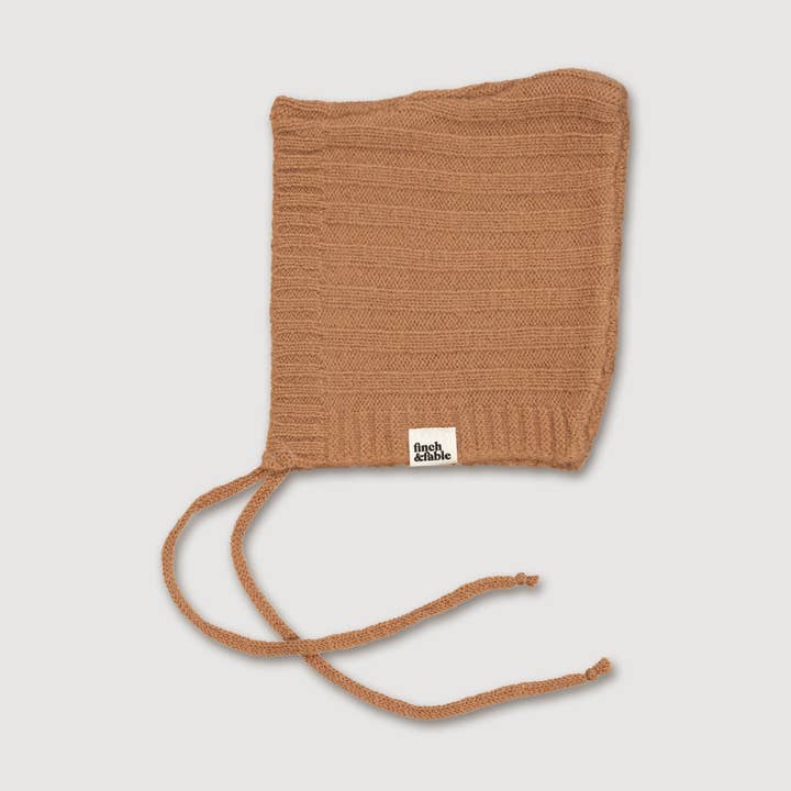 Bonnet tricoté en laine - Fawn pour la vente par Finch & Fable