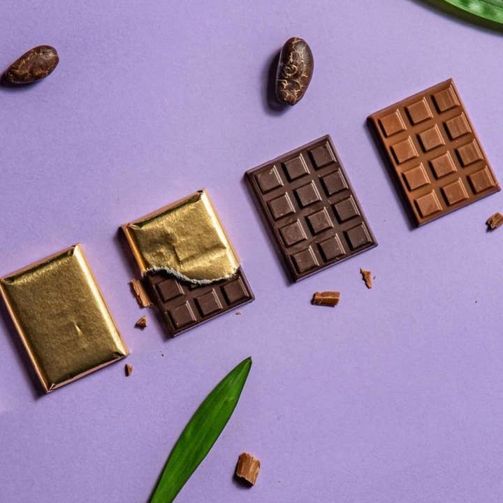 Les Moments Suspendus – Großhandel Schokoriegel – PERSONALISIERTE SCHOKOLADE - Erstellen Sie Ihre Nachricht und/oder Ihr Logo1