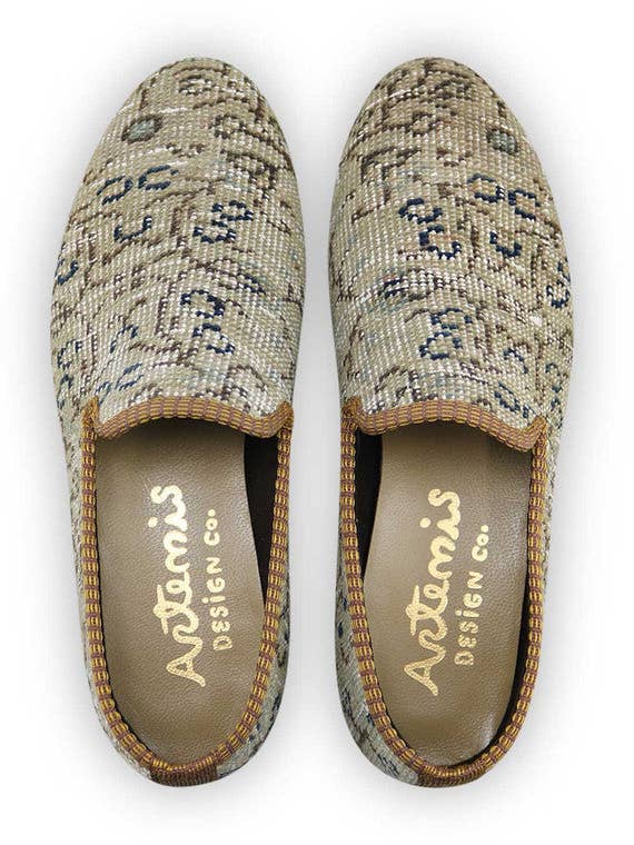 Zapatos para fumar en alfombras para mujer, talla 10 para venta al por mayor de Artemis Design Co.