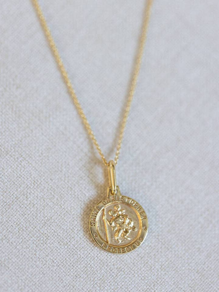 Guld Traveler halskæde for engroshandel hos Coast and Cove