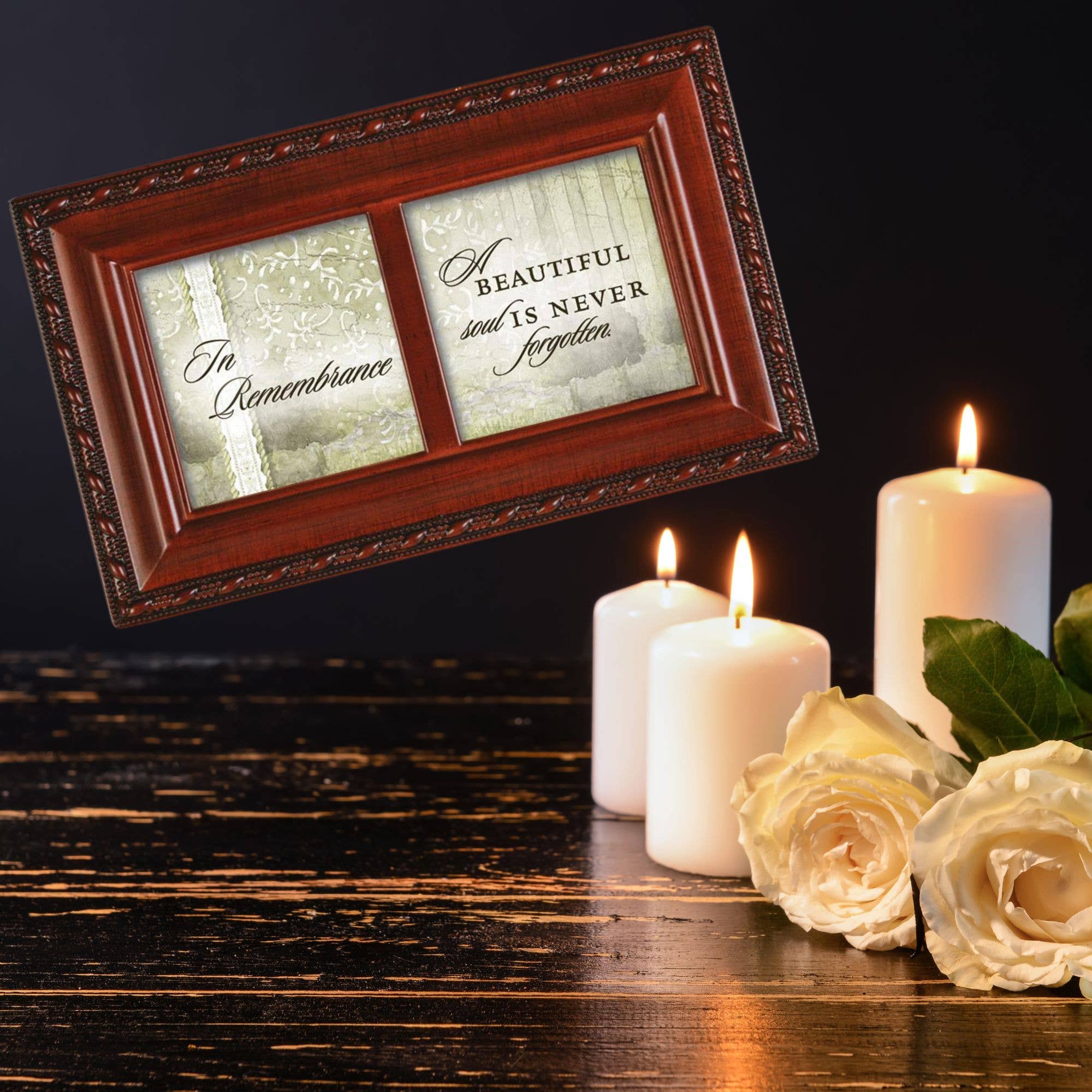 Dicksons - Vente Boîte à musique – enfant et bébé - Boîte à musique du PM Script du Souvenir1