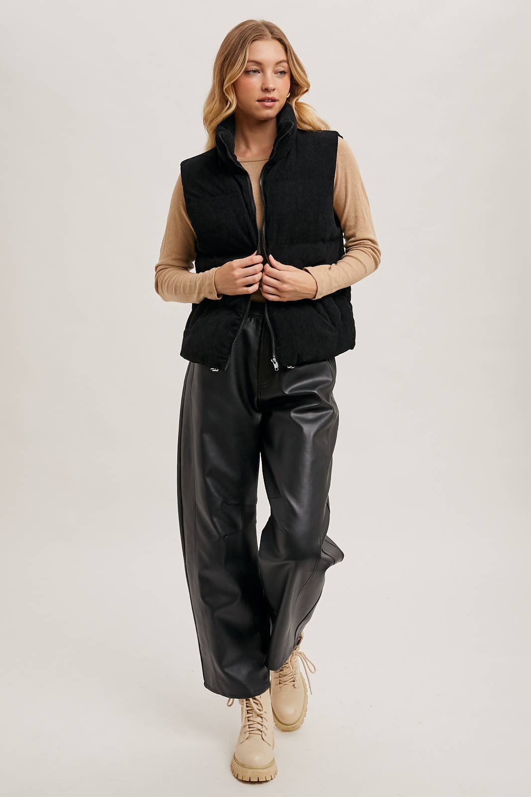 Bluivy – Engroshandel Vest - Dame – FLØJLSVEST MED LYNLÅS FORAN8