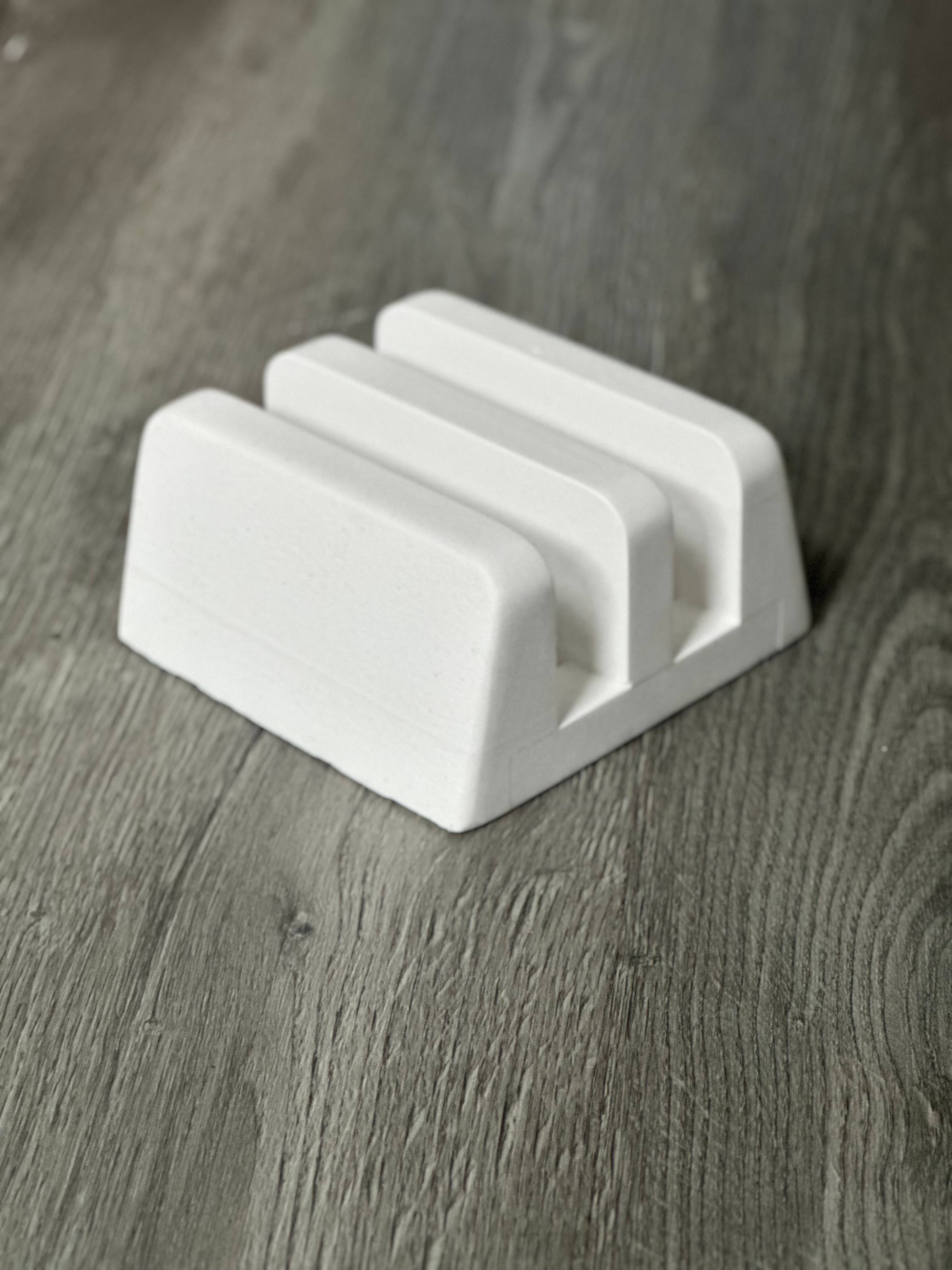 Fluid Life by Sharon - Wholesale Kitchen Storage/Organizer - Cutting board holder/ organizer