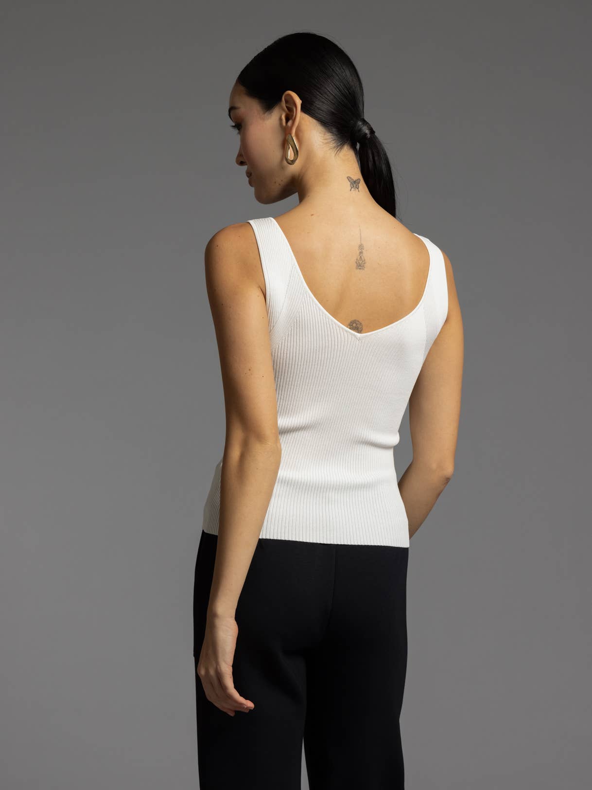 Weekend Los Angeles - Vente Débardeur – femme - Débardeur côtelé à encolure en V - TIA TANK11