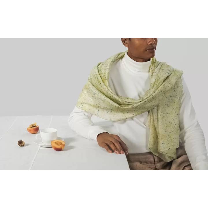 Nimboo - Wholesale Scarf – Men’s - Foulard Fleurs De Temple Hibiscus1