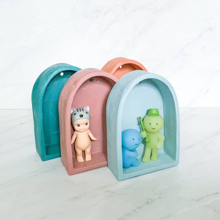 Left Corner Goods - Wholesale Wall Mounted Shelf - Curio Arch Shelf for Trinkets, Wall Altar Shrine2