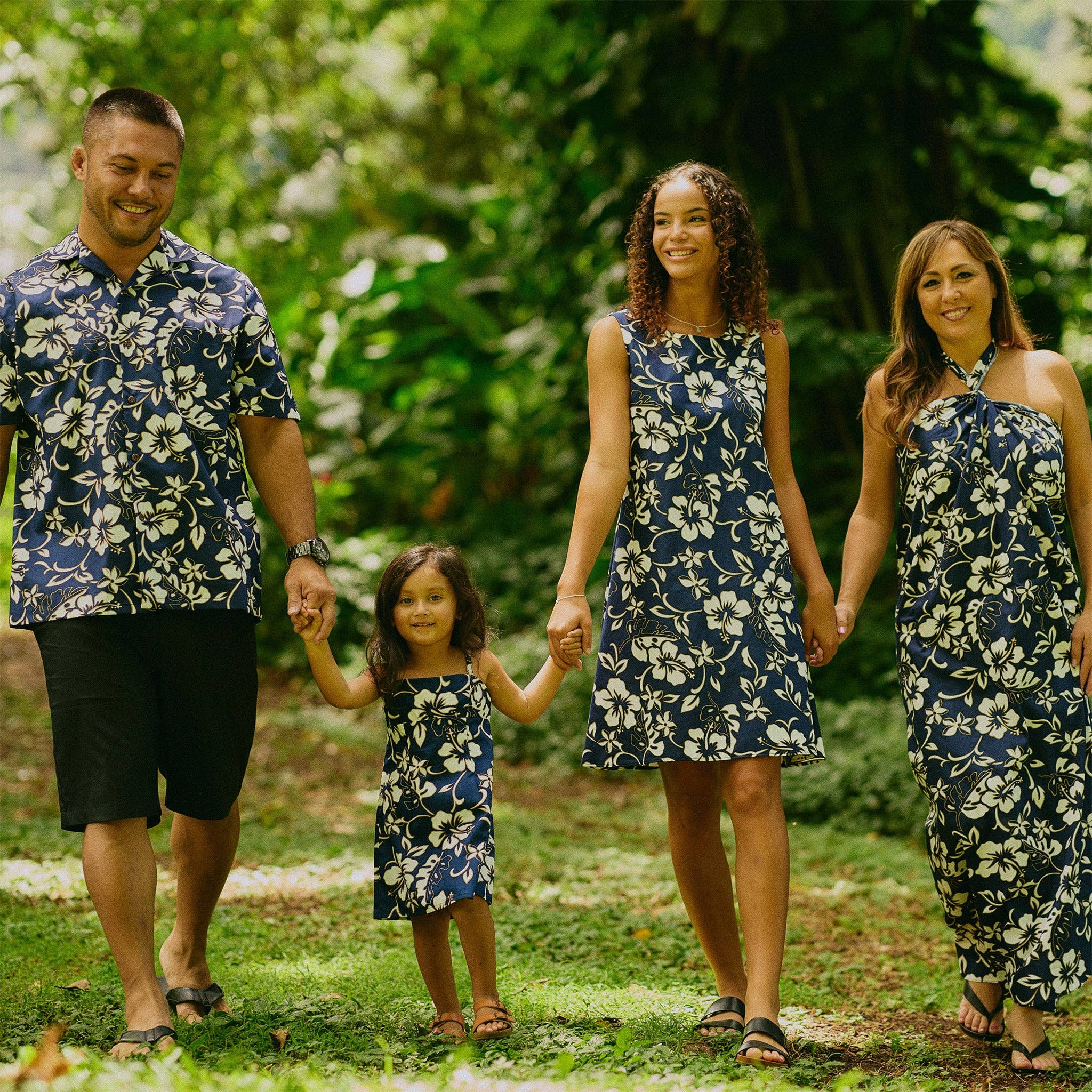 Hilo Hattie - Wholesale Dress - Women's - Classic Hibiscus Short Dress3