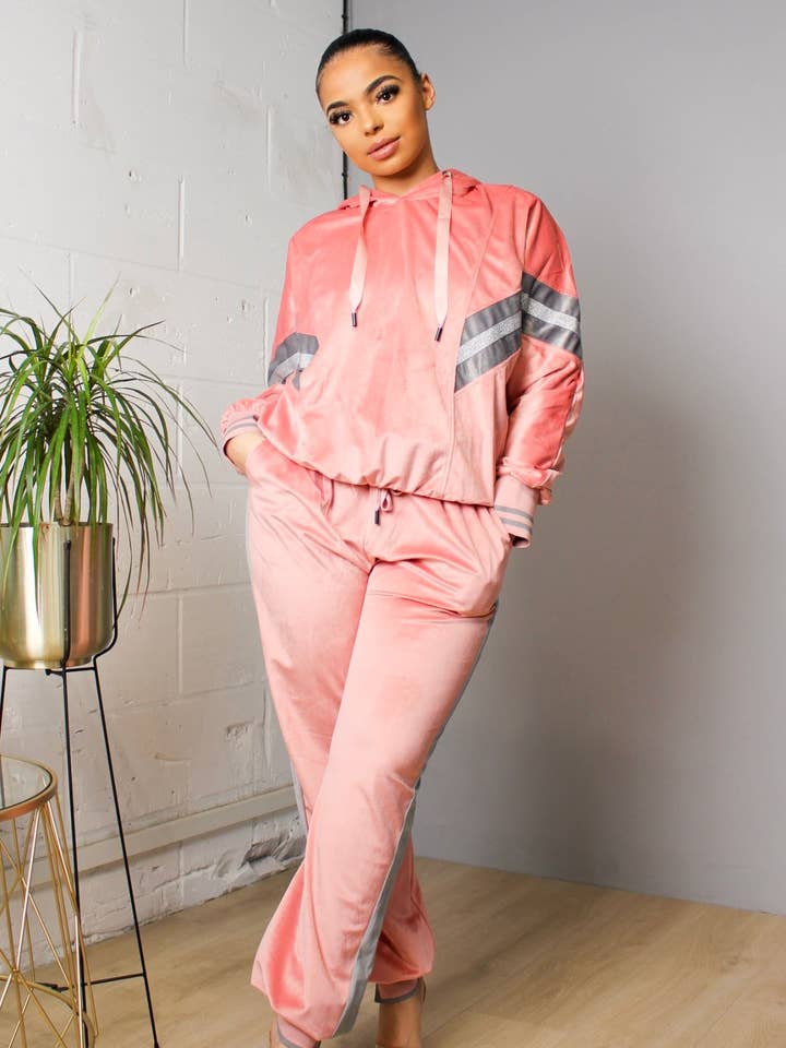 Loungewear Set Track You Down Joggers Mauve for wholesale by Lushire