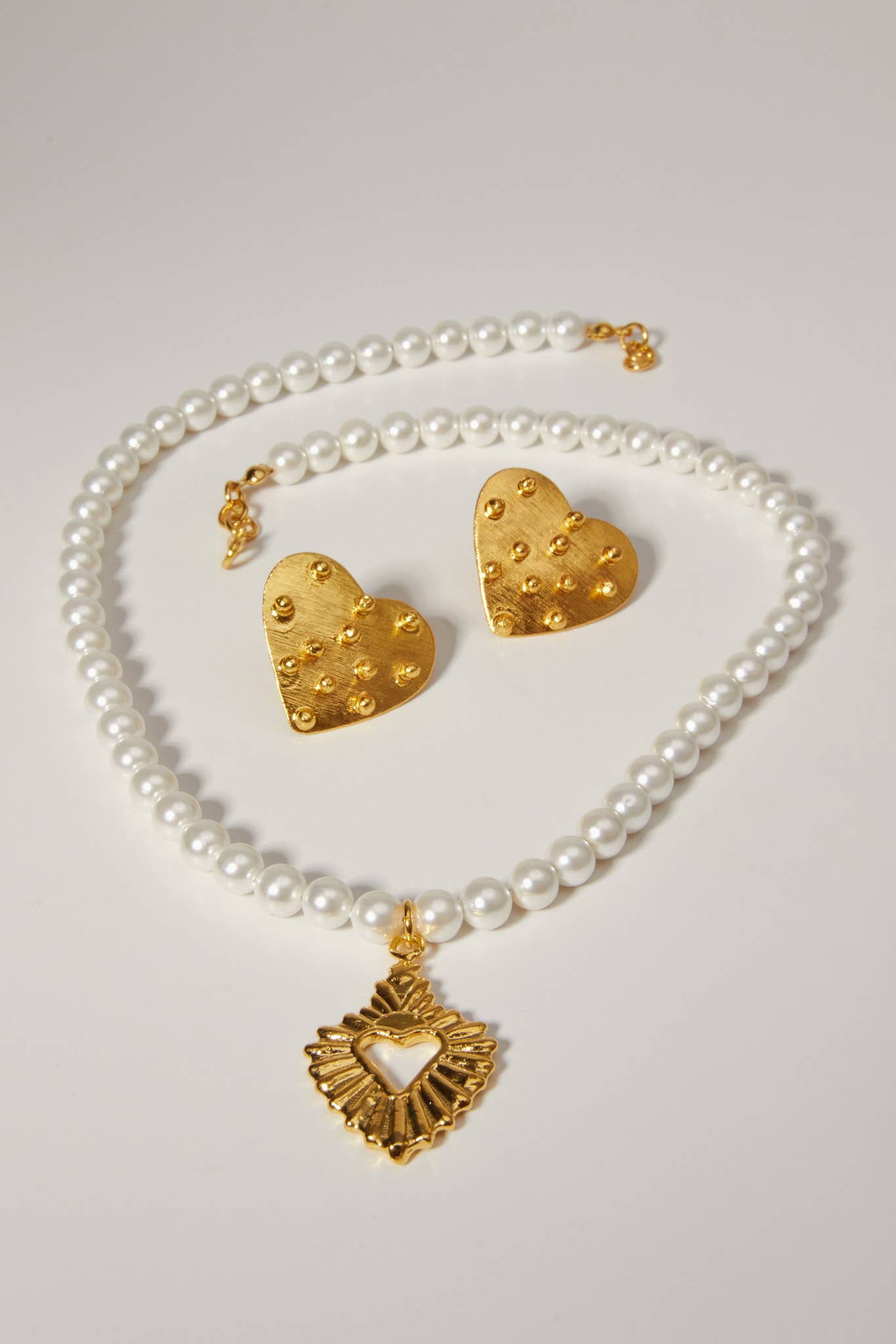 Heliconia Boutique – Großhandel Kette mit Anhänger/Charm – Amore Perlenkette – Die für das Alltagsoutfit4