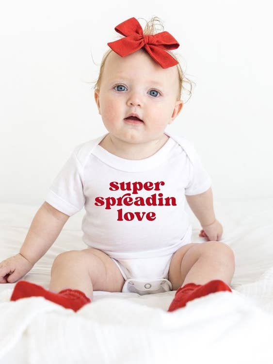 Säugling Super Spreadin Love für den Großhandel von Mama Rising Collective