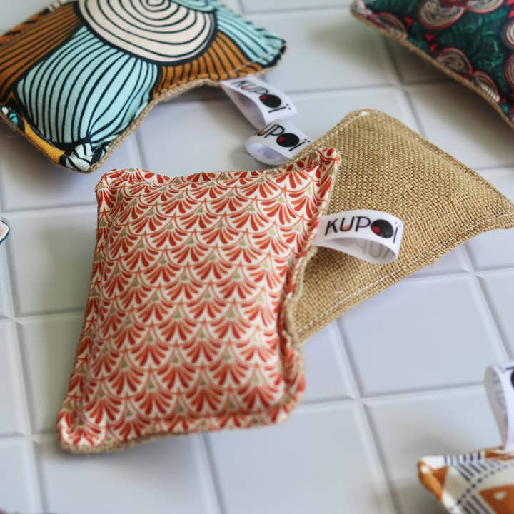 Kupoï - Wholesale Cleaning Sponge - WASHABLE SCRATCHING SPONGE3