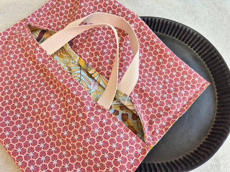 NS par Nathalie SEVE - Wholesale Kitchen Storage/Organizer - Pie Carrier - Lilac - Reversible Dish Holder1