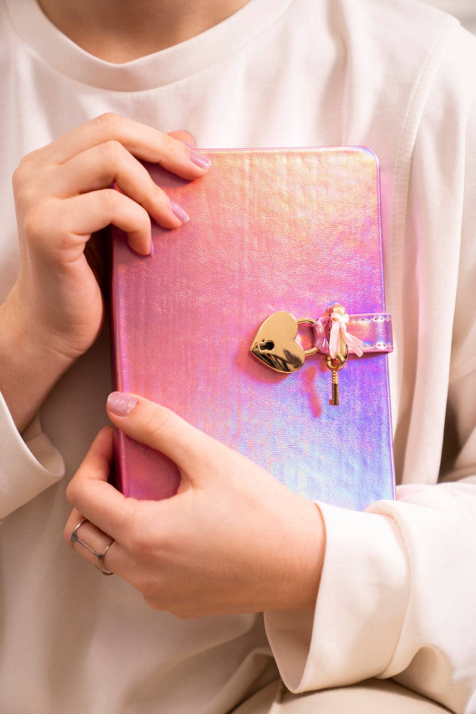 Victoria's Journals - Wholesale Journal/Diary - Kids - Heart Lock Journal for Girls with Key (Metallic Lilac)7