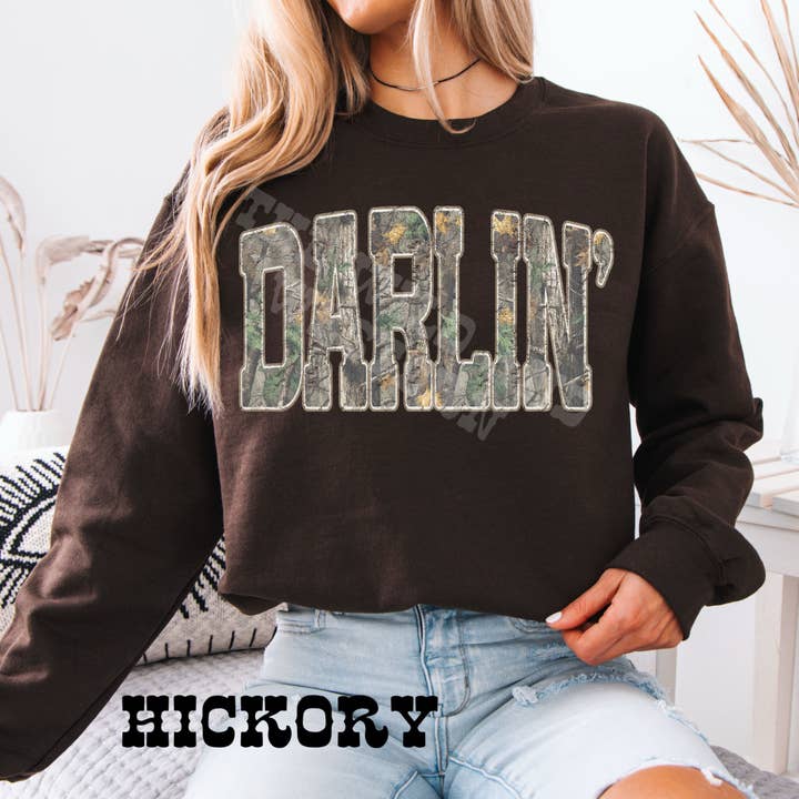 Felpa Girocollo Mimetica "Darlin'" per la vendita all'ingrosso da parte di The Wild and Western