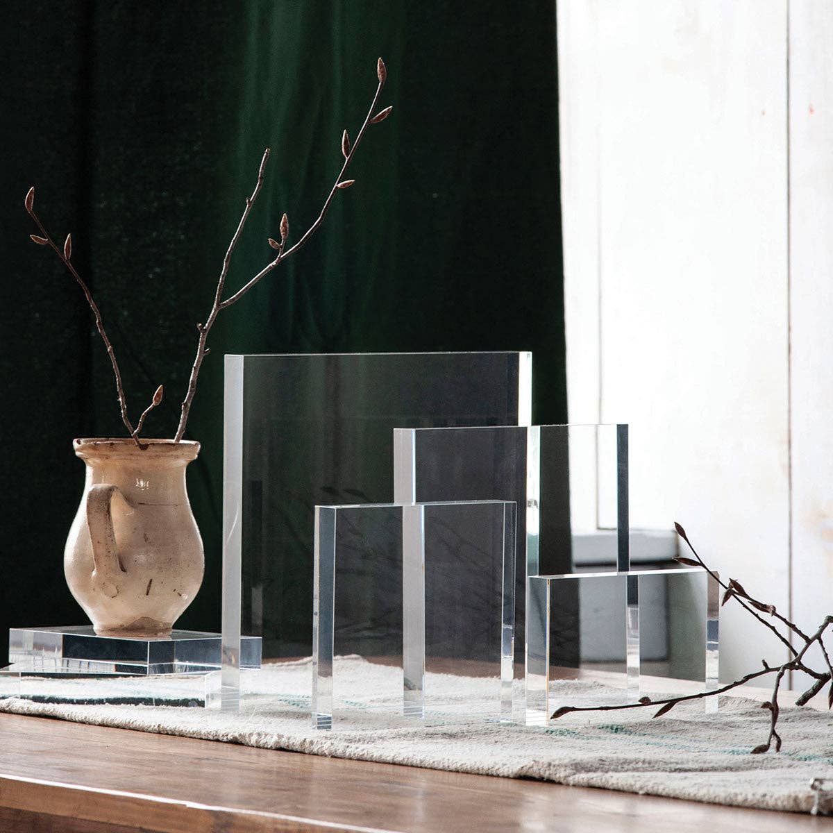 Blue Ocean Traders - Wholesale Decorative Tabletop Object - Lucite Gallery Pad1