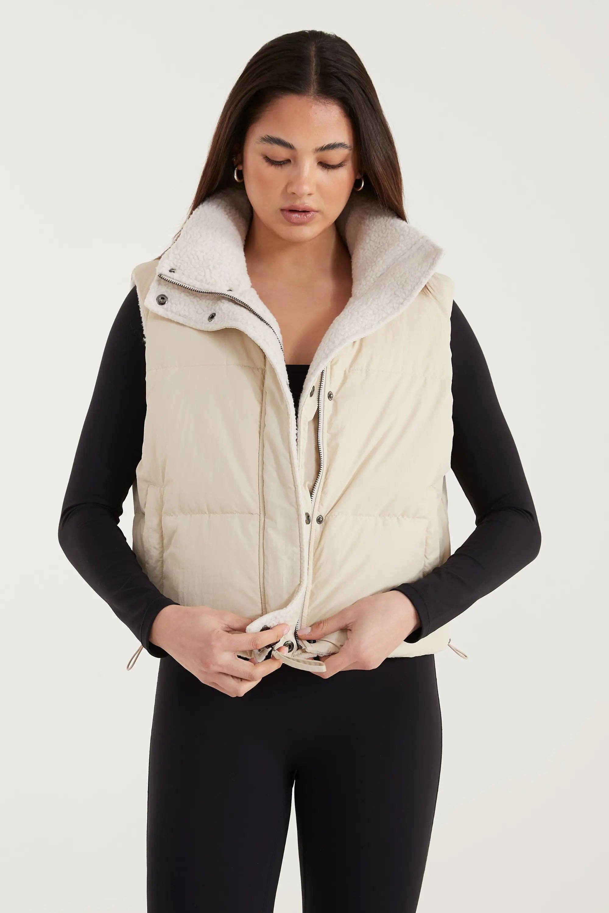 ジャケット・アウター supreme Reversible Faux Shearling Vest Zenergy® Reversible Faux-Fur Vest | Chico's