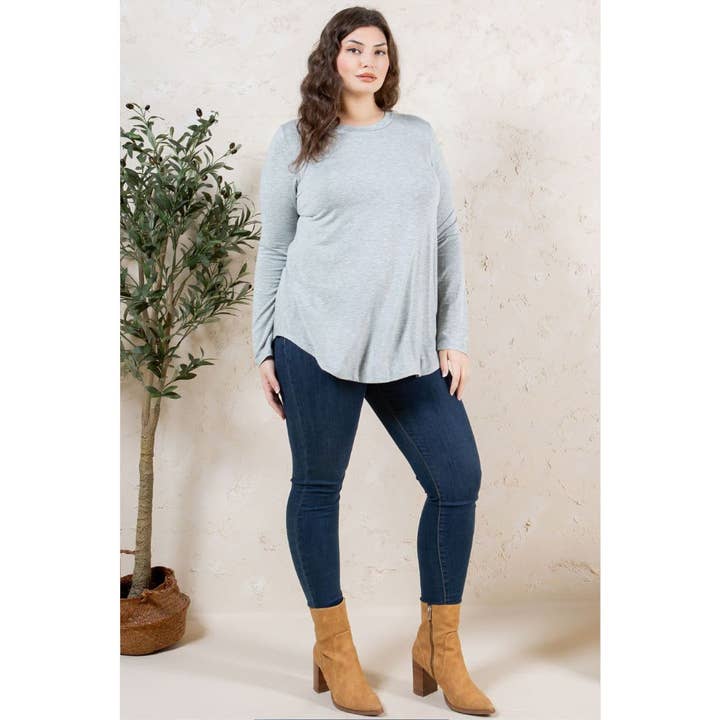 Azules Clothing - Wholesale Tunic - Women's - Plus Size Crew Neck Long Sleeve Top