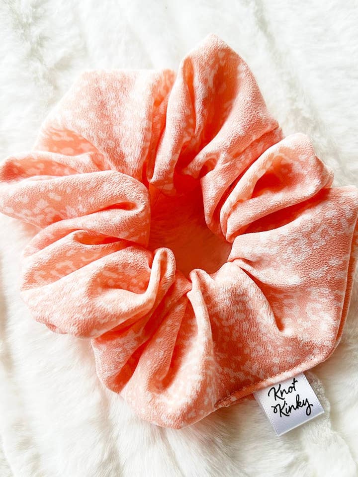 Hoppy 💝 per la vendita all'ingrosso da parte di Knot Kinky HairTies