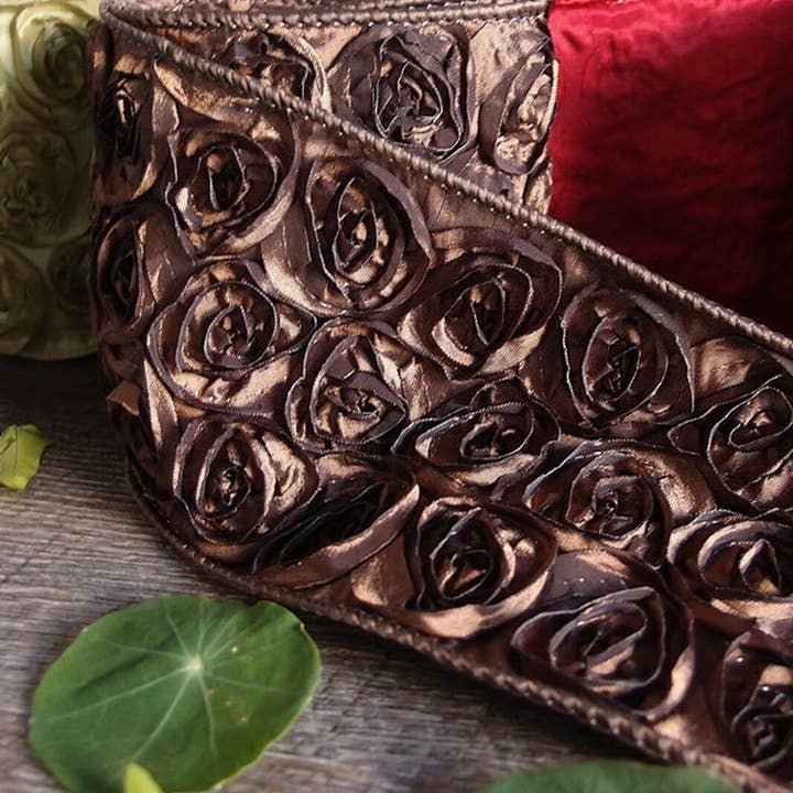 Diseño de rosa en cinta de ribete en color marrón con borde alámbrico para venta al por mayor de Packaging Decor