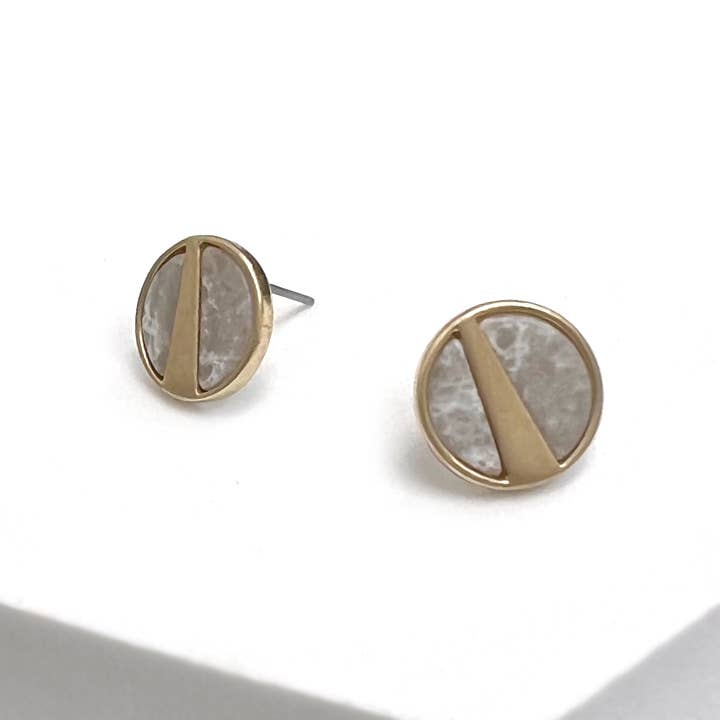 StarryNYC – Großhandel Ohrstecker – Runde, abgenutzte runde Ohrstecker mit Halbedelsteineinsätzen3