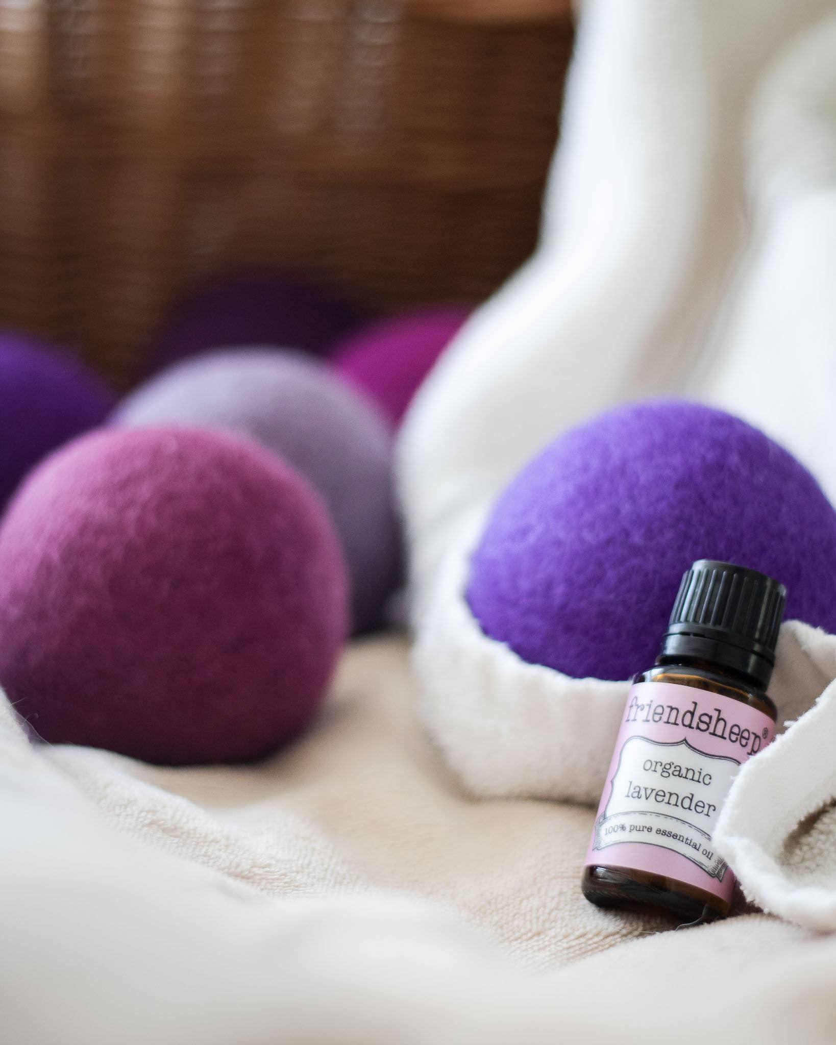 Friendsheep - Vendita all'ingrosso Palla per asciugatrice - Palline Asciugatrici in Lana Ecologica Purple Haze3