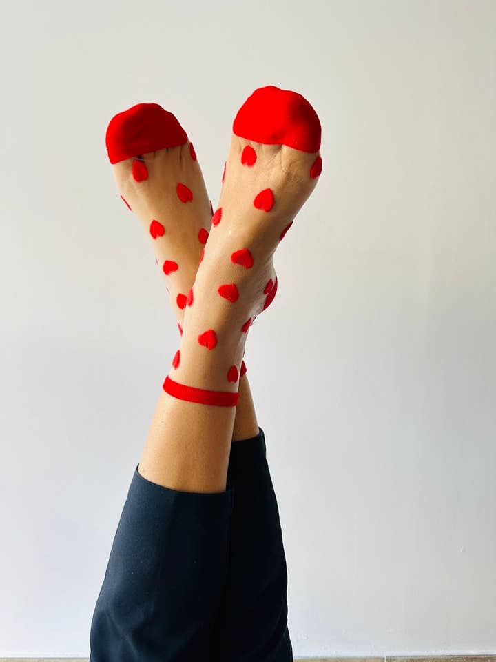 sockette – Großhandel Socken – Damen – Laure Socken mit roten Herzen - Söckchen